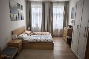 Altbauwohnung mit Charme und Balkon auf dem Kaßberg -unmöbliert- – Ulmenstraße 32, 9112 Kaßberg, Chemnitz – Vorschaubild 1