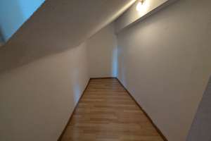Großzügige Wohnung über den Dächern von Albstadt mit tollem Schnitt in ehemaliger Textilfabrik – Die vollständige Adresse der Immobilie erhältst du vom Anbieter., 72461 Albstadt – Vorschaubild 7