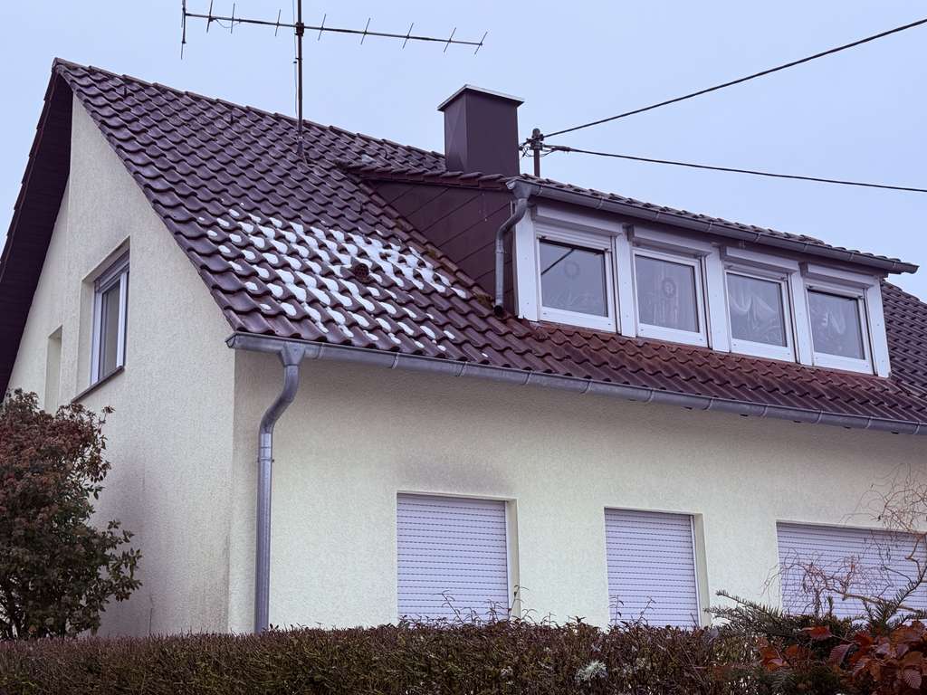 Immobilie in Untergruppenbach - 2-Familienhaus mit Einliegerwohnung in Untergruppenbach-Oberheinriet | Provisionsfrei - Bild 1