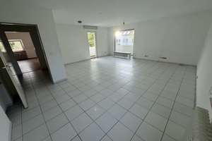 3-Zimmer-Wohnung mit separatem Apartment und Gartenmitnutzung