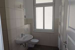 Loggia u. Balkon: neuwertige 3,5-Zimmer Porta Hausberge ZENTRAL – Hauptstraße 45, 32457 Porta Westfalica – Vorschaubild 8