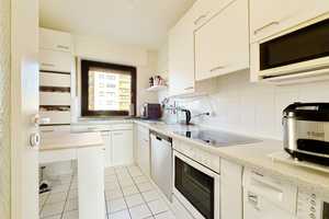 Aussichtsreiche 2-Zimmer Wohnung mit Balkon und Tiefgaragenplatz in Scharnhausen – Esslingen (Kreis) – Vorschaubild 7