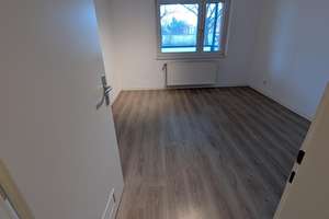 Attraktive 4-Zimmer-Erdgeschosswohnung mit großem Balkon in Oldenburg-Ohmstede – Rigaer Weg 71, 26125 Ohmstede, Oldenburg (Oldenburg) – Vorschaubild 4