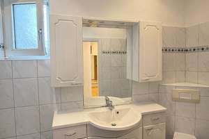 Stilvoll wohnen in Schwachhausen: Helle 3-Zimmer-Wohnung mit großer Terrasse & XXL-Garage – Schwachhauser Heerstraße 208a, 28213 Riensberg, Bremen – Vorschaubild 4