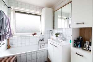 Helle 4-Zimmer Wohnung im 5. OG mit Balkon in Regensburg-Westenviertel – 93049 Westenviertel, Regensburg – Vorschaubild 8