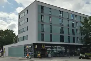 Helle 2-Zimmerwohnung, mitten in der City Ost! – Schillingstr. 2, 10179 Berlin – Vorschaubild 19