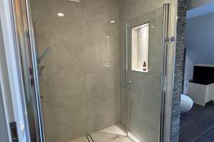 Einzigartiges und architektonisch beeindruckendes Reihenhaus mit Sauna und Garten – Die vollständige Adresse der Immobilie erhältst du vom Anbieter., 90542 Eckental – Vorschaubild 9