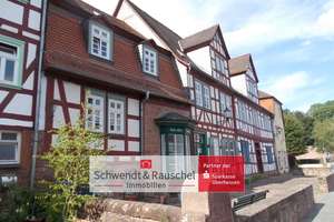 Ein Augenschmeichler mit toller Raumqualität - Wohnhaus mit Ladenbereich in Büdingen