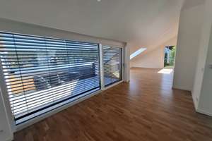 Traumhafte Dachgeschoss-Wohnung mit Dachterrasse in Stuttgart-Botnang – Die vollständige Adresse der Immobilie erhältst du vom Anbieter., 70195 Botnang-West, Stuttgart – Vorschaubild 3