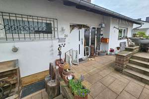 Vermietetes Einfamilienhaus mit Balkon, Terrasse und großem Garten – Die vollständige Adresse der Immobilie erhältst du vom Anbieter., 36275 Kirchheim – Vorschaubild 5