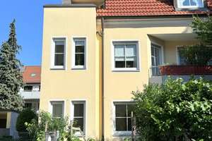 Elegante Maisonette-Wohnung mit Dachterrasse & Tiefgarage – bezugsfrei ab Juni – Widderstraße 15a, 86167 Lechhausen-West, Augsburg – Vorschaubild 1
