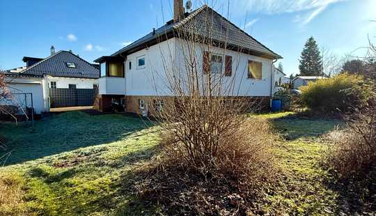 Bild von Freistehendes 5 Zi-Einfamilienhaus in Kelkheim (Fischbach) mit großem Garten, Garage und Top-Lage