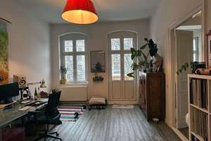 TAUSCH: Helle 3-Zimmer Wohnung mit Balkon im 2. OG in Berlin-Friedrichshain – Die vollständige Adresse der Immobilie erhältst du vom Anbieter., 10243 Friedrichshain, Berlin – Vorschaubild 2