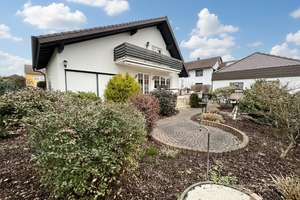 Elegantes, zeitloses Einfamilienhaus mit Sonnenterrasse und Garten – Die vollständige Adresse der Immobilie erhältst du vom Anbieter., 69469 Weinheim – Vorschaubild 11