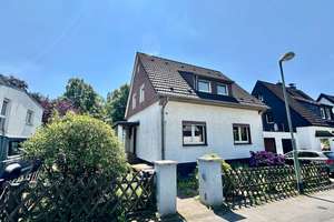 Traumhaft schönes Einfamilienhaus mit Garten und Garage in Essen Schuir / Bredeney – Ligusterweg 45, 45133 Schuir, Essen – Vorschaubild 40