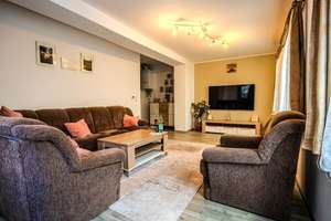 Zwei Wohneinheiten, ein besonderes Zuhause - ca. 160 m² mit großer Terrasse – 90768 Dambach, Unterfürberg, Fürth – Vorschaubild 2