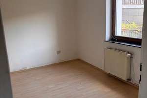 Zentral gelegenes Haus mit schönem Garten - keine Courtage  – Provinzialstraße 170, 66806 Ensdorf – Vorschaubild 5