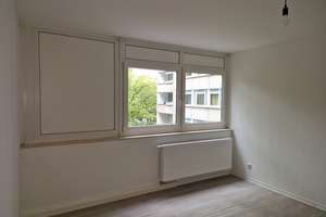 Hier findet jeder seinen Platz: komplett renovierte 3-Zimmer-Wohnung mit Balkon! – 44359 Nette, Dortmund – Vorschaubild 4