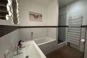 Tolle 2-Zimmer-Wohnung mit großer Wohnküche und Balkon in der Maxvorstadt. Befristet bis 31.03.2032 – 80799 Universität, München – Vorschaubild 12
