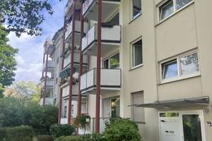 3 Zimmer-Balkon-Wohnung zur Eigennutzung in Köln-Riehl - + Garage !