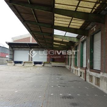 Lagerhalle mit Rampentoren