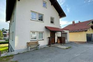 🛑  Einmaliges Angebot  Einfamilienhaus mit großem Garten  🛑 – Die vollständige Adresse der Immobilie erhältst du vom Anbieter., 94566 Sankt Oswald-Riedlhütte – Vorschaubild 2