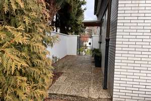 Charmantes Einfamilienhaus (4 Zi.) in Essen-Steele,  Bezugsfrei ab 01.05.2026   Max. 4 Personen – Die vollständige Adresse der Immobilie erhältst du vom Anbieter., 45276 Steele, Essen – Vorschaubild 3