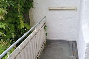 So wohnt man nahe Volksgarten. Altbau. Wohnküche. WG geeignet. Frei stehend. Von Privat. – Stoffeler Straße 18, 40227 Oberbilk, Düsseldorf – Vorschaubild 6
