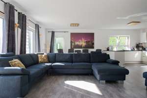 Ein Zuhause mit außergewöhnlichen Möglichkeiten -  stilvolles Zweifamilienhaus in Frankfurt-Harheim – 60437 Harheim, Frankfurt am Main – Vorschaubild 11