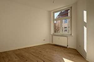 sanierte 4 Zimmer-Wohnung mit modernem Bad + Balkon! – Schäfferstraße 24, 39112 Leipziger Straße, Magdeburg – Vorschaubild 13