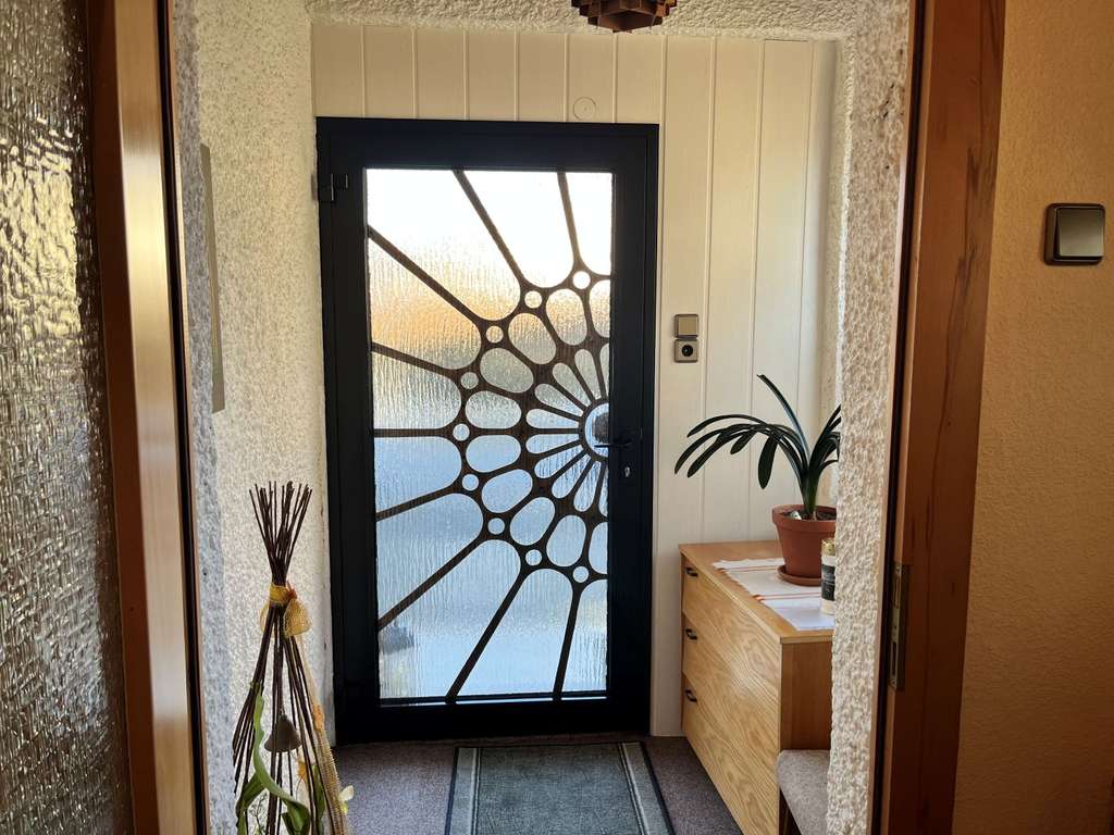 Immobilie in Sondershausen - Einfamilienhaus in wunderschöner Wohnlage in Sondershausen - Bild 2