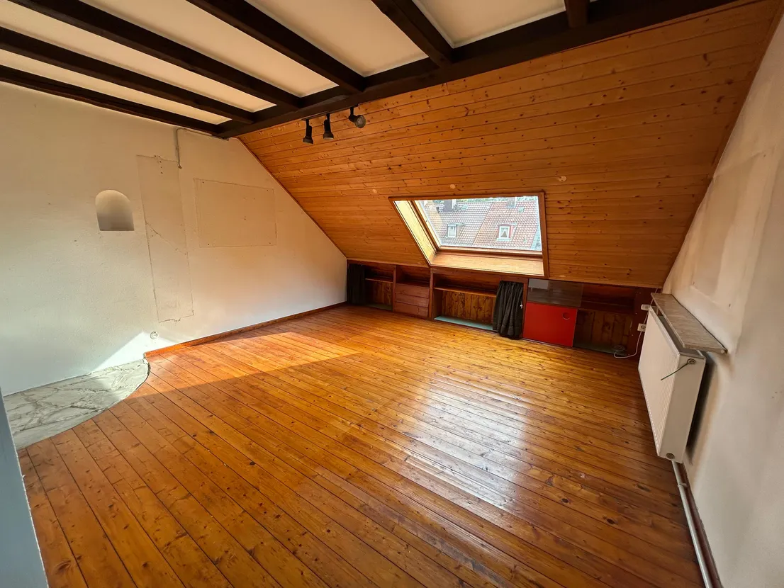 Gemütliches Reihenendhaus mit XL-Dachterrasse, Terrasse, Garten und zwei Garagen – 2. Kinderzimmer