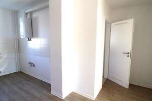 Gemütliche 2-Zimmerwohnung mit moderner Gestaltung – Albert-Schweitzer-Straße 3, 9116 Altendorf, Chemnitz – Vorschaubild 1