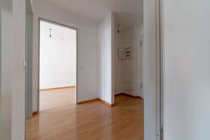 SOFORT BEZUGSFREIE helle 2-Zimmer-Wohnung mit Balkon - ideal zur Eigennutzung oder zur Kapitalanlage – Die vollständige Adresse der Immobilie erhältst du vom Anbieter., 79108 Zähringen, Freiburg im Breisgau – Vorschaubild 7
