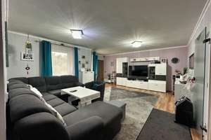 renovierte 3 Zimmer Wohnung, vollmöbliert