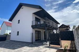 Erstbezug: Hochwertige 4-Zimmer-Neubauwohnung mit Balkon, Gartenanteil und KfW-40-QNG