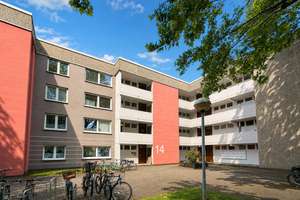 Erstbezug nach Sanierung - Sonnige 2-Zimmerwohnung mit Balkon – 81735 Neuperlach, München – Vorschaubild 1