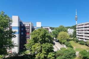 Helle, sanierte 3-Zimmer-Wohnung in Schwabing-West am Olympiapark zu vemieten – Hornstr. 16, 80797 Am Luitpoldpark, München – Vorschaubild 1