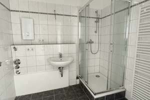 Helle 2-Zimmer Wohnung in Wuppertal-Oberbarme, frisch renoviert. – Liegnitzer Str. 48, 42277 Oberbarmen, Wuppertal – Vorschaubild 8