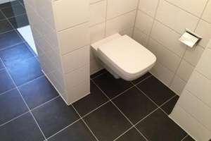 Hell, modern, renoviert: Deine neue 2-Zimmer-Wohnung mit Balkon – Jannerstr. 16, 93053 Kasernenviertel, Regensburg – Vorschaubild 5