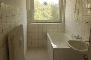 Frisch Renovierte 3 Zimmer-Wohnung mit Balkon – 38228 Lebenstedt, Salzgitter – Vorschaubild 5