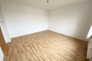 *PROVISIONSFREI* 3-Raum-Eigentumswohnung in Reutershagen mit Wannenbad, Einbauküche und Balkon...!!! – Max-Maddalena-Str. 7, 18069 Reutershagen, Rostock – Vorschaubild 8