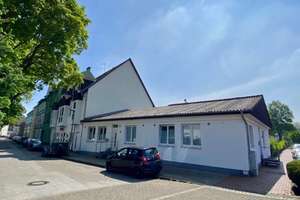 Teil-Neubau in 2017, gepflegtes Areal bestehend 7 jungen "Reihenhäusern" und einem MFH mit Praxis – Die vollständige Adresse der Immobilie erhältst du vom Anbieter., 45329 Karnap, Essen – Vorschaubild 2