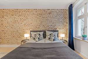 Luxurious, freshly renovated 4 room apartment in Prenzlauer Berg in the heart of Berlin – Die vollständige Adresse der Immobilie erhältst du vom Anbieter., 10405 Prenzlauer Berg, Berlin – Vorschaubild 20