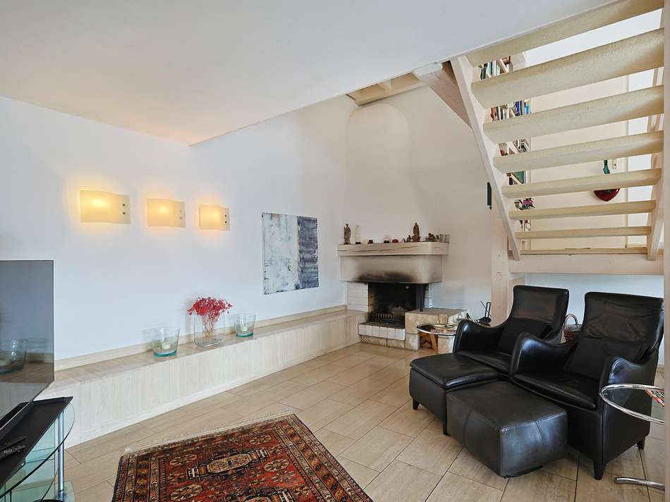 Gemütlicher Kaminbereich