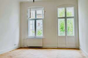Vollständig modernisierte Altbauwohnung mit großzügigem Grundriss und Balkon im Samariterkiez. – Die vollständige Adresse der Immobilie erhältst du vom Anbieter., 10247 Friedrichshain, Berlin – Vorschaubild 3