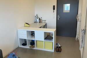 Studentenzimmer in Doppelapartement – Am Silbermannpark 17, 86161 Hochfeld, Augsburg – Vorschaubild 2
