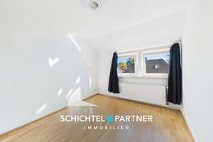 Vegesack | Mehrfamilienhaus mit Gewerbe, Garagen und großem Grundstück – Die vollständige Adresse der Immobilie erhältst du vom Anbieter., 28755 Fähr-Lobbendorf, Bremen – Vorschaubild 15