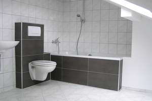 Sehr schöne, helle 2,5-Zi DG-Studio-Wohnung mit EBK in Fürth-Lörzenbach