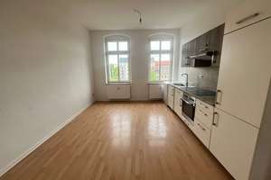 WG taugliche Wohnung mit Wohnküche